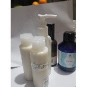 自家品牌護膚乳霜